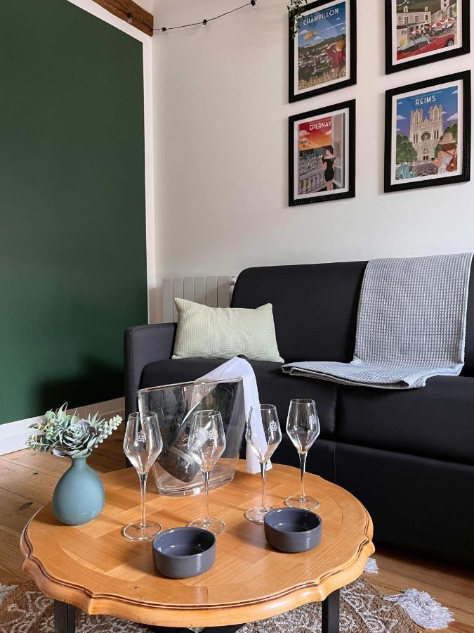 Le Nid D'Isa Bed & Breakfast Hautvillers Dış mekan fotoğraf